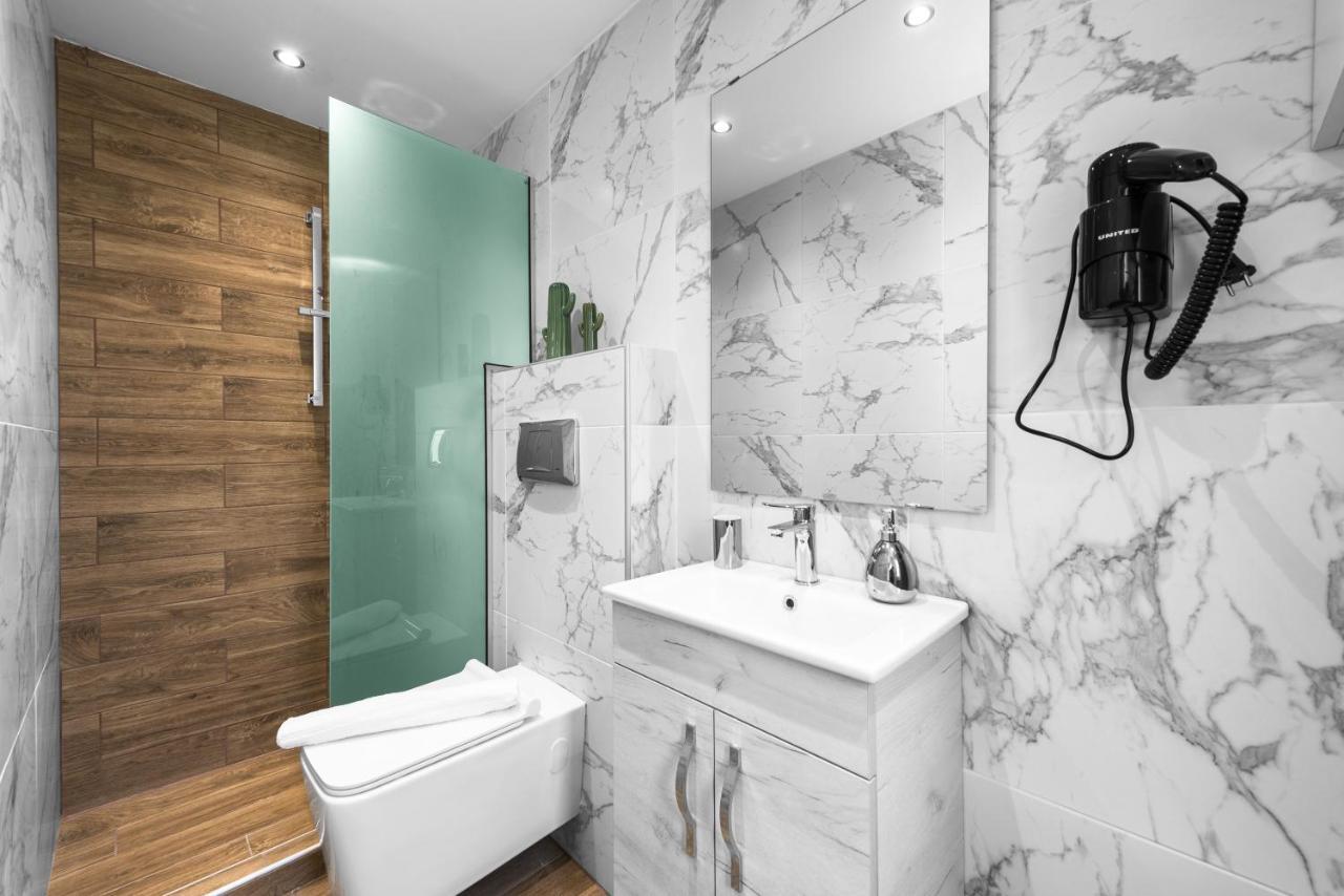 Denizen Penthouse, Nilie Hospitality Mgmt Apartment *