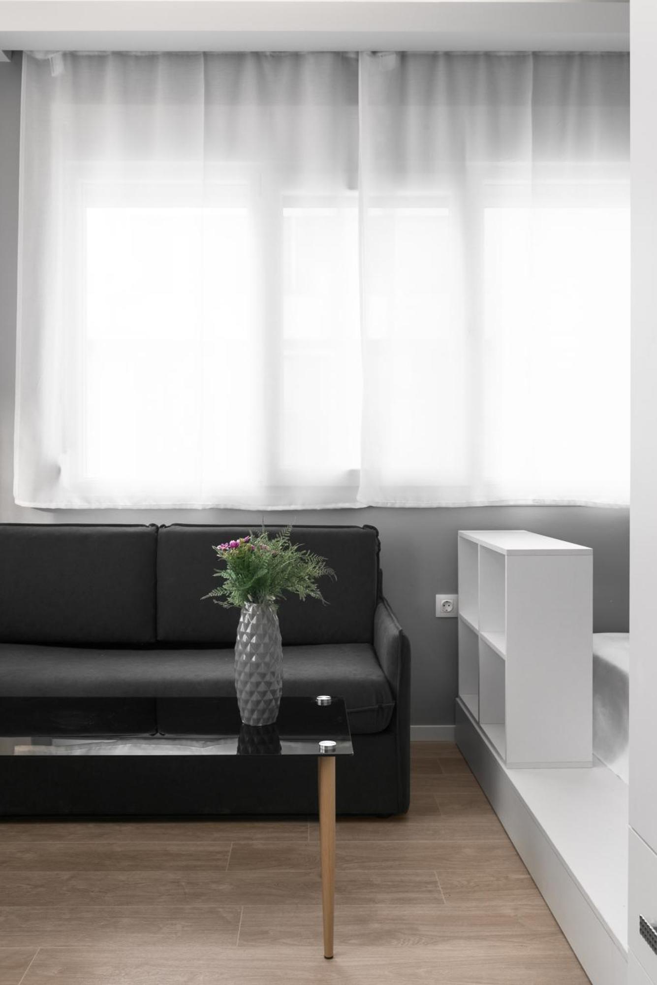 Apartment Denizen Penthouse, Nilie Hospitality Mgmt *